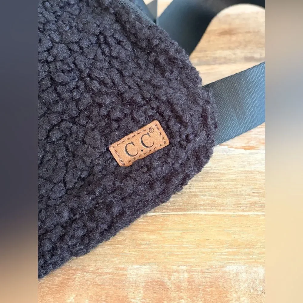 C.C Sherpa Fanny Pack Black Crossbody Bag Zipper Pocket and Adjustable Strap NWT